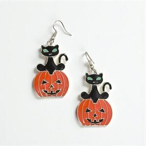 Black cat Over Pumpkin Earring